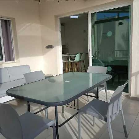 Calima شقة كوراليهو